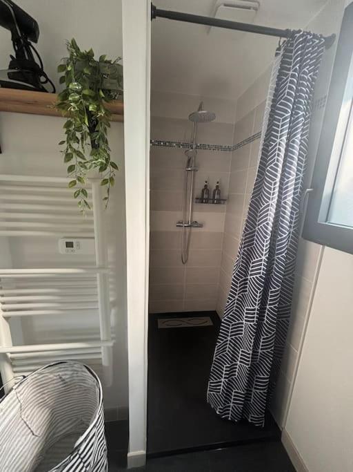 Les Cabanes De L'Airial Pignots Andernos-les-Bains Bagian luar foto