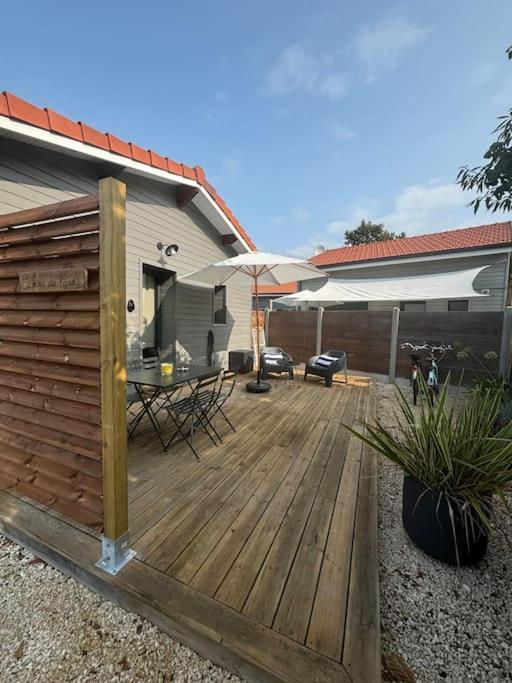 Les Cabanes De L'Airial Pignots Andernos-les-Bains Bagian luar foto