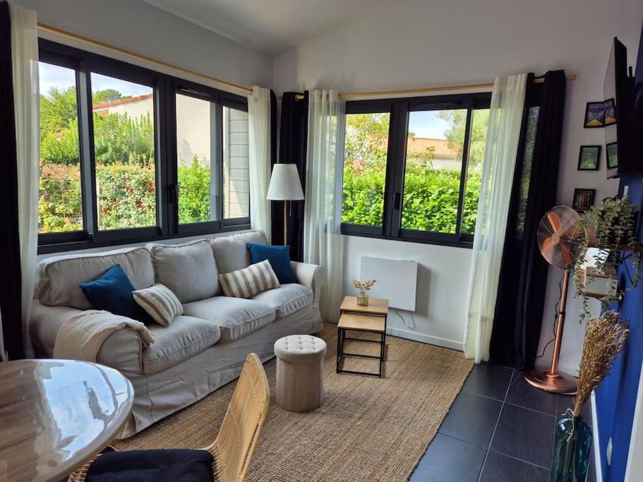 Les Cabanes De L'Airial Pignots Andernos-les-Bains Bagian luar foto