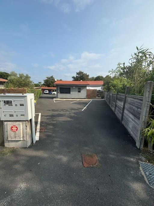 Les Cabanes De L'Airial Pignots Andernos-les-Bains Bagian luar foto
